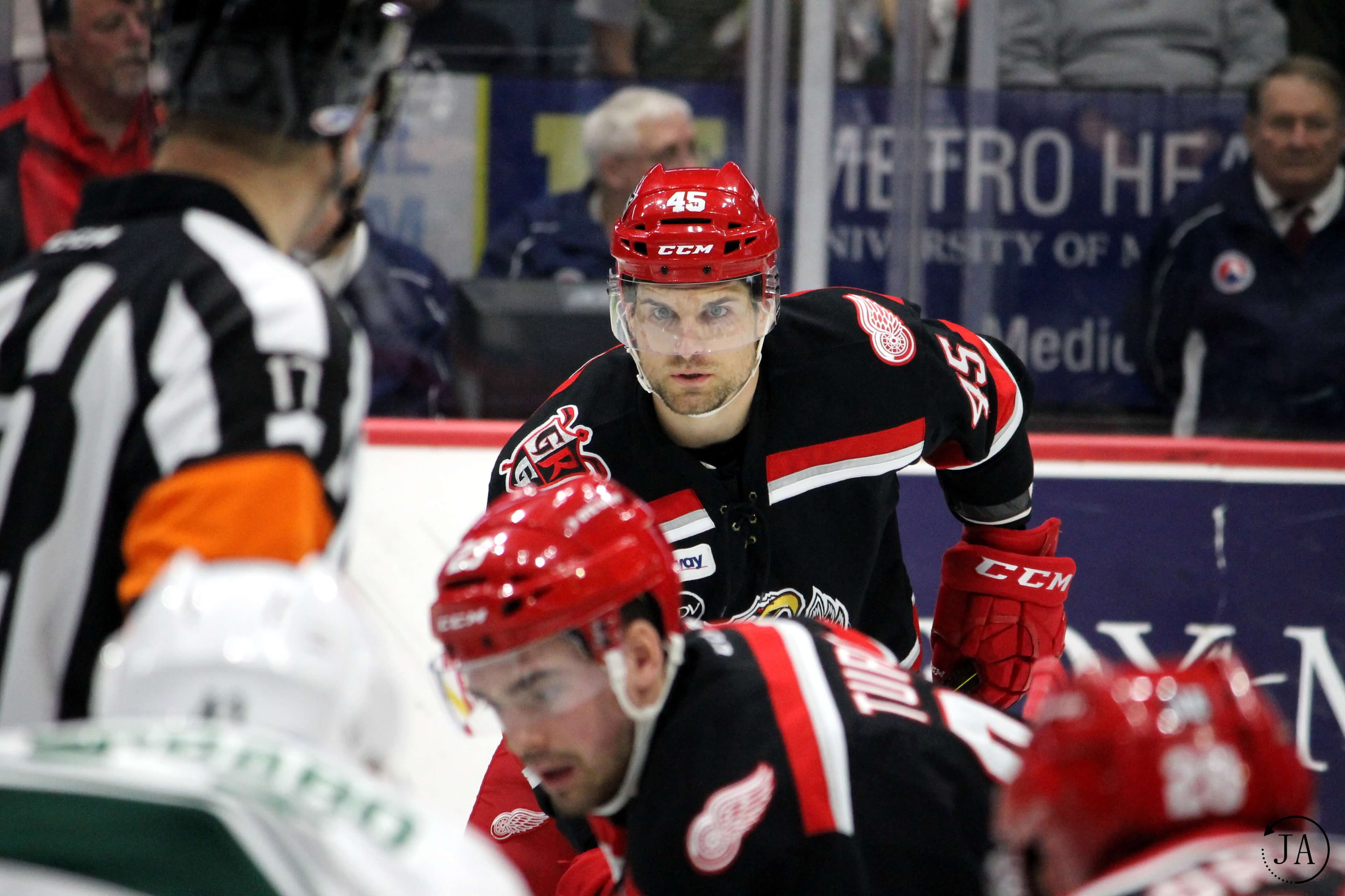 collin campbell-face off-ahl hockey-american hockey league-detroit prospect-detroit red wings-red wings-dominic turgeon-turgeon
