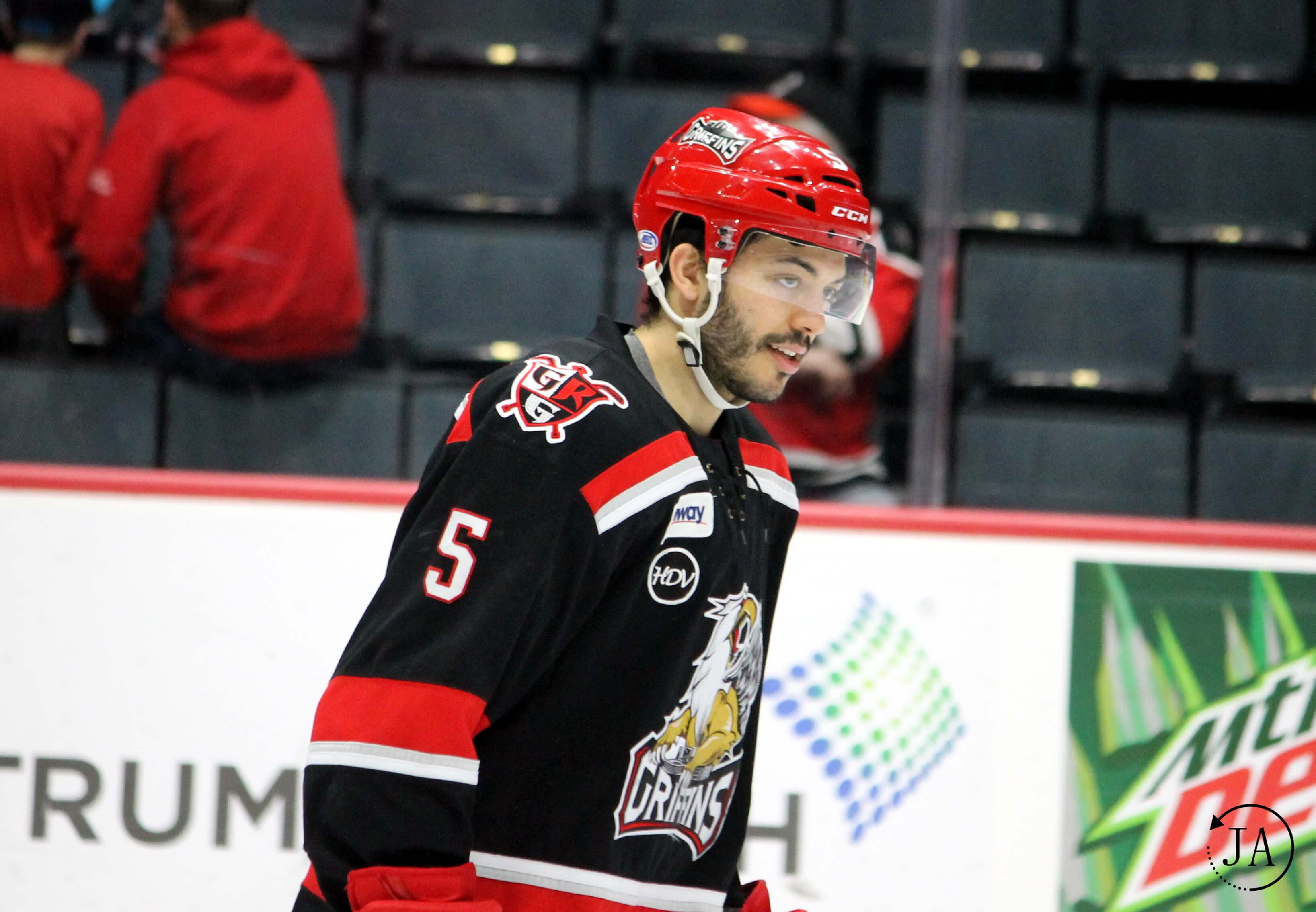 russo-robbie russo-grand rapids griffins-griffins hockey-ahl hockey-american hockey league-hockeytown west-van andel arena-warm up