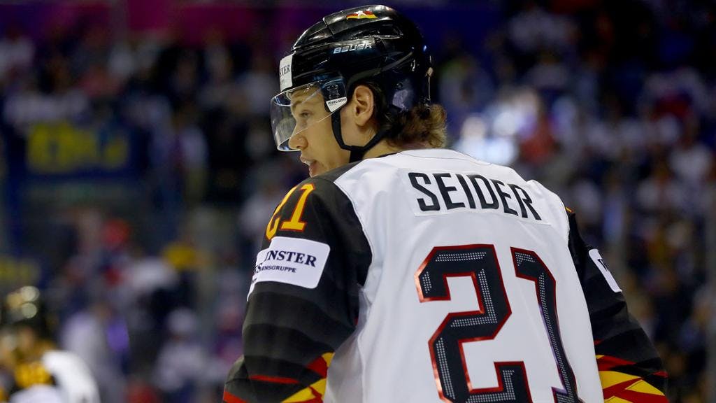 Moritz Seider: Sun Was Shining. So Was Moritz., Youth T-Shirt / Medium - NHL - Sports Fan Gear | breakingt